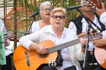El Valle de los Nueve Alto celebra el día grande de sus fiestas patronales/Francisco Javier Santana.